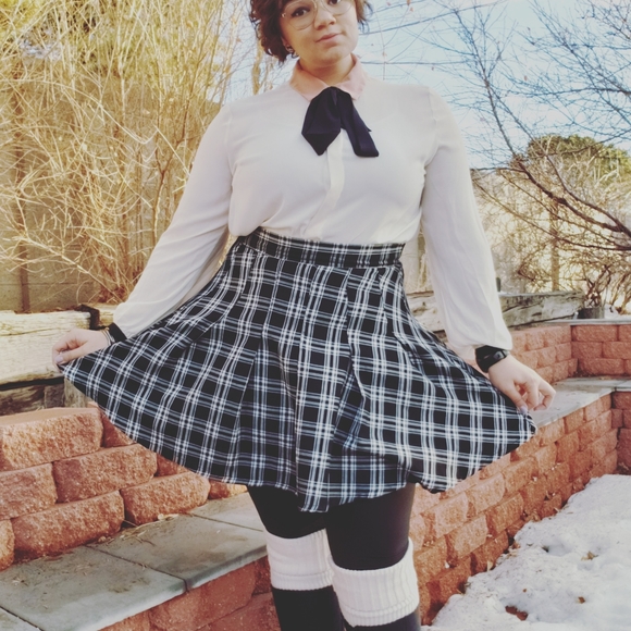 Meet your Posher, Anna - Picture 3 of 5